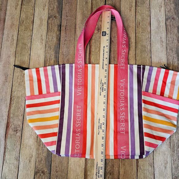 NWT Victoria's Secret Pink Stripe Weekender Tote Gym Travel Beach Zip Large Bag - Picture 7 of 10